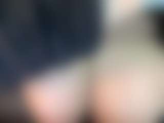 thickfreakylatina's Live Sex Cam Show