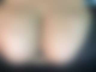 thickfreakylatina's Live Sex Cam Show