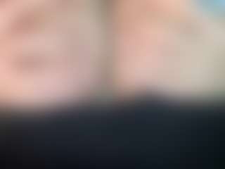 thickfreakylatina's Live Sex Cam Show