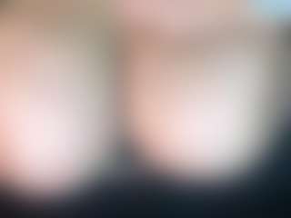 thickfreakylatina's Live Sex Cam Show