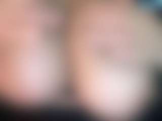 thickfreakylatina's Live Sex Cam Show