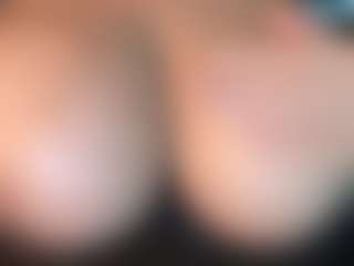thickfreakylatina's Live Sex Cam Show