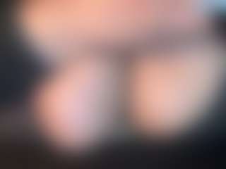 thickfreakylatina's Live Sex Cam Show