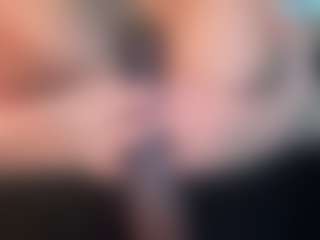 thickfreakylatina's Live Sex Cam Show