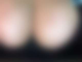 thickfreakylatina's Live Sex Cam Show