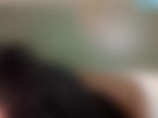 thickfreakylatina's Live Sex Cam Show