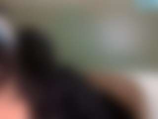 thickfreakylatina's Live Sex Cam Show