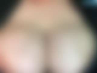 thickfreakylatina's Live Sex Cam Show