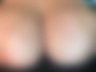 thickfreakylatina's Live Sex Cam Show