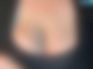 thickfreakylatina's Live Sex Cam Show