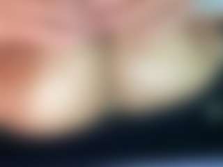 thickfreakylatina's Live Sex Cam Show