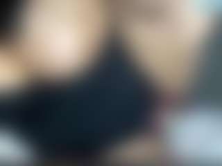 thickfreakylatina's Live Sex Cam Show