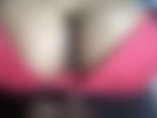 thickfreakylatina's Live Sex Cam Show
