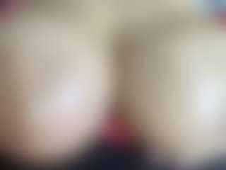 thickfreakylatina's Live Sex Cam Show