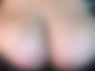 thickfreakylatina's Live Sex Cam Show
