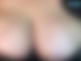 thickfreakylatina's Live Sex Cam Show