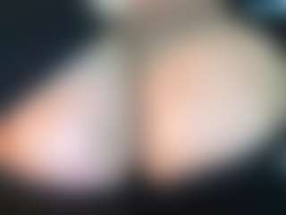 thickfreakylatina's Live Sex Cam Show