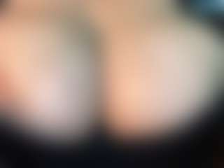 thickfreakylatina's Live Sex Cam Show