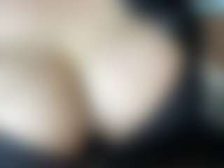 thickfreakylatina's Live Sex Cam Show