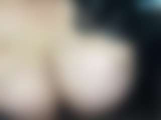 thickfreakylatina's Live Sex Cam Show