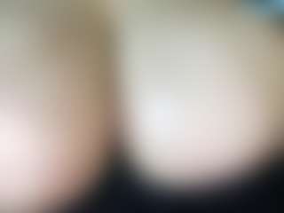 thickfreakylatina's Live Sex Cam Show