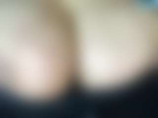 thickfreakylatina's Live Sex Cam Show