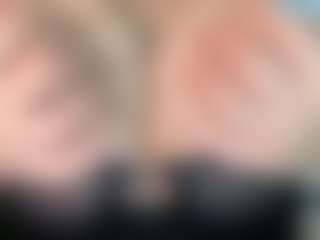 thickfreakylatina's Live Sex Cam Show