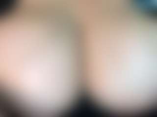 thickfreakylatina's Live Sex Cam Show