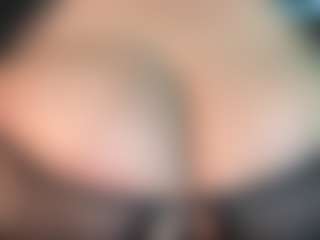 thickfreakylatina's Live Sex Cam Show