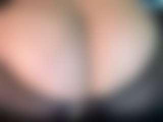 thickfreakylatina's Live Sex Cam Show
