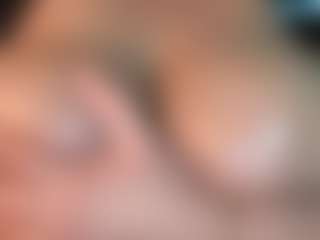 thickfreakylatina's Live Sex Cam Show