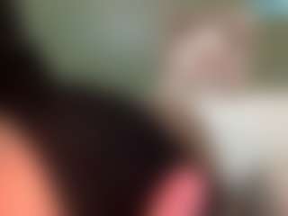 thickfreakylatina's Live Sex Cam Show