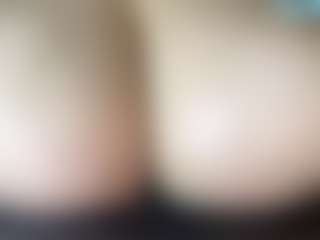 thickfreakylatina's Live Sex Cam Show