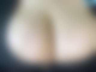 thickfreakylatina's Live Sex Cam Show