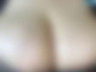 thickfreakylatina's Live Sex Cam Show
