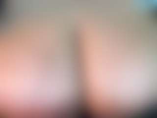 thickfreakylatina's Live Sex Cam Show