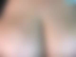 thickfreakylatina's Live Sex Cam Show