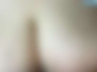 thickfreakylatina's Live Sex Cam Show