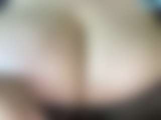 thickfreakylatina's Live Sex Cam Show