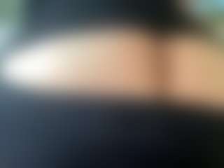 thickfreakylatina's Live Sex Cam Show