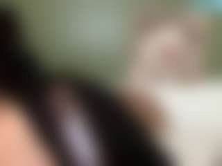 thickfreakylatina's Live Sex Cam Show