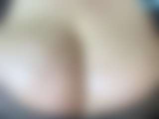 thickfreakylatina's Live Sex Cam Show