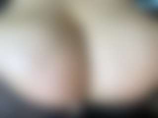 thickfreakylatina's Live Sex Cam Show