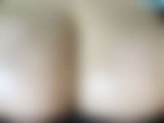 thickfreakylatina's Live Sex Cam Show