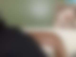 thickfreakylatina's Live Sex Cam Show