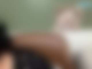 thickfreakylatina's Live Sex Cam Show