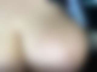 thickfreakylatina's Live Sex Cam Show