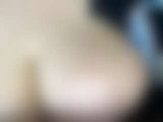 thickfreakylatina's Live Sex Cam Show