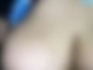 thickfreakylatina's Live Sex Cam Show