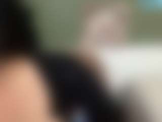 thickfreakylatina's Live Sex Cam Show